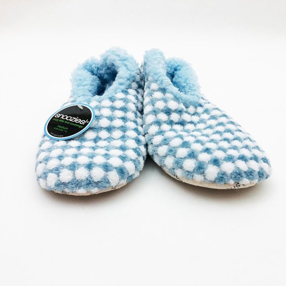 NWT Snoozies Women's Harlequin Classic Light Blue & White Slippers Medium 7/8 - - Picture 2 of 6